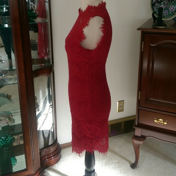 Alya Dress - Picture 2 of 6